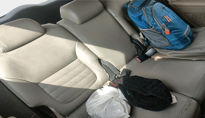 2012 Skoda Yeti AMBIENTE, Diesel, Manual, 1,41,195 km, interior