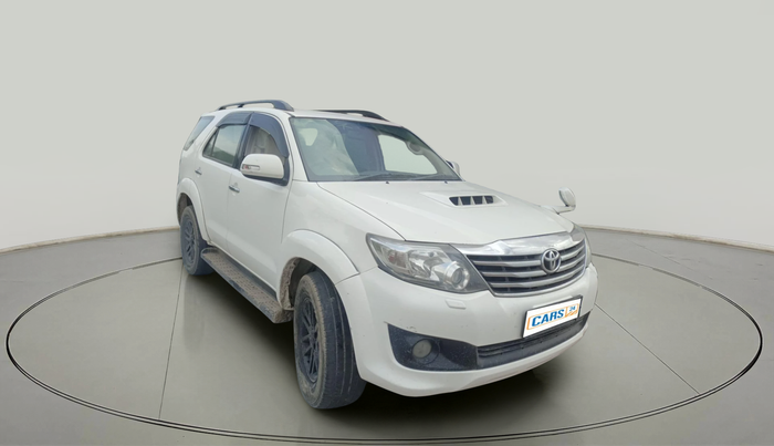 2014 Toyota Fortuner 3.0 4X2 MT, Diesel, Manual, 1,94,888 km, exterior
