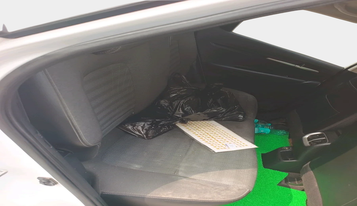 2023 KIA SONET HTK PLUS 1.2 PETROL MT, Petrol, Manual, 31,609 km, interior