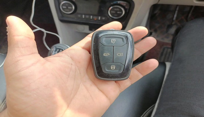 2022 Tata TIGOR XZ PLUS CNG, Petrol, Manual, 69,523 km, interior