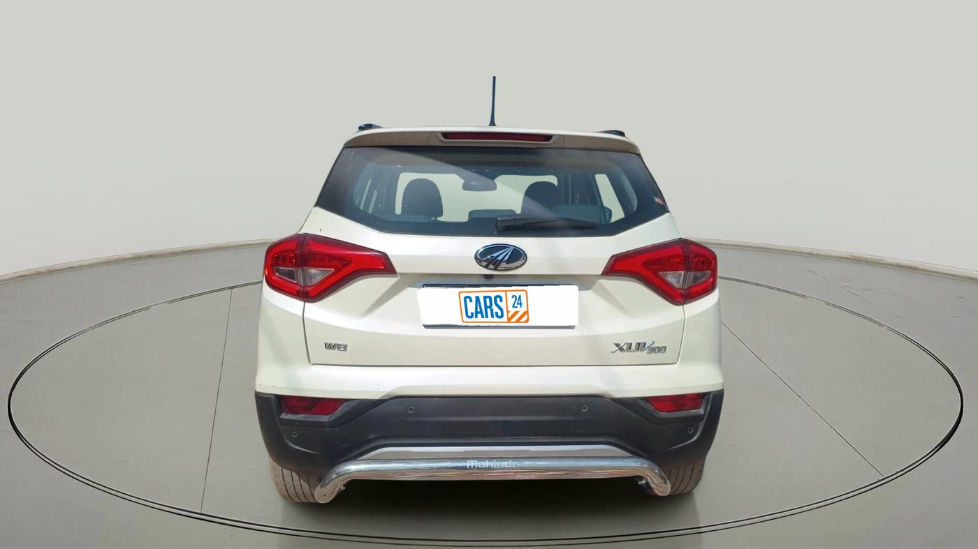 2020 Mahindra XUV300 W8 (O) 1.2 PETROL, Petrol, Manual, 41,553 km, exterior