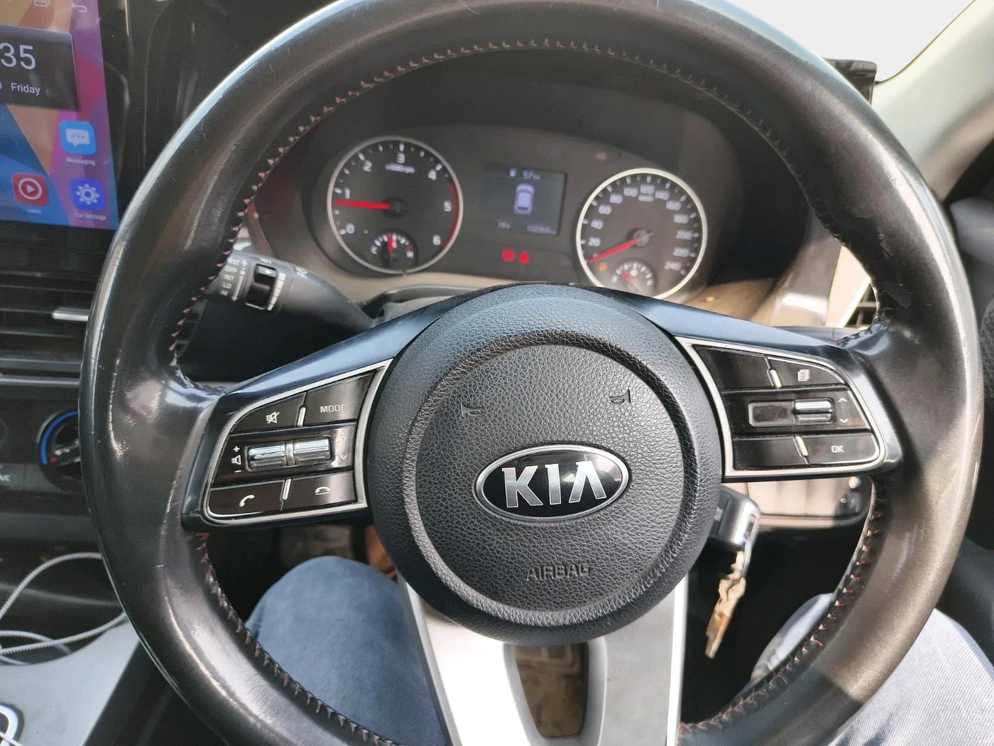 2020 KIA SELTOS HTE 1.5 DIESEL, Diesel, Manual, 1,02,956 km, interior