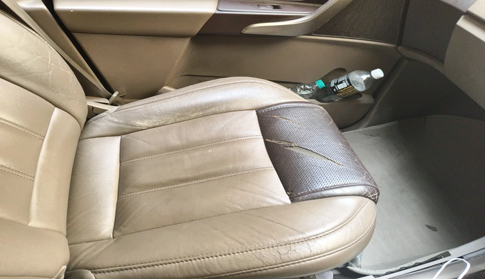 2013 Mahindra XUV500 W8, Diesel, Manual, 1,76,284 km, interior