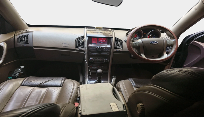 2013 Mahindra XUV500 W8, Diesel, Manual, 1,76,284 km, interior