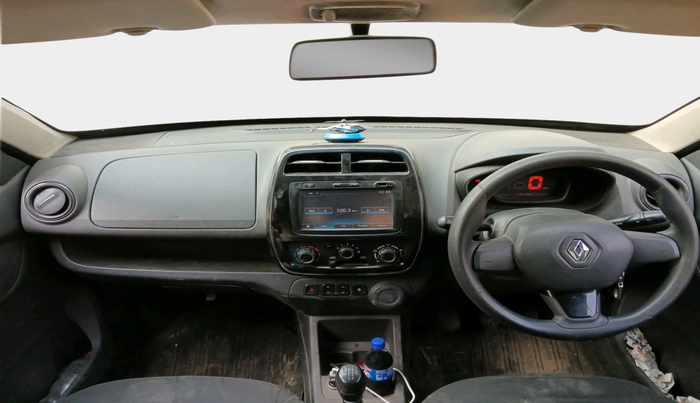 2016 Renault Kwid RXT 1.0, Petrol, Manual, 1,15,722 km, interior