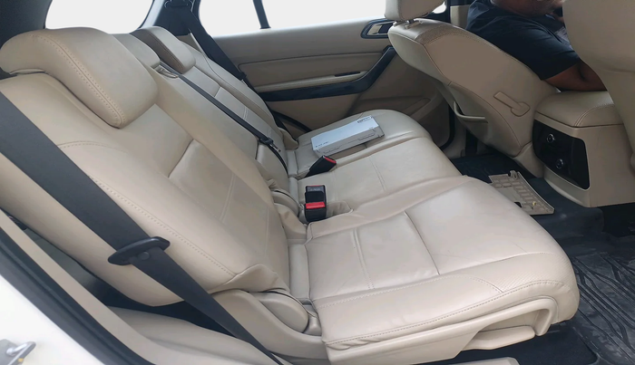 2021 Ford Endeavour TITANIUM PLUS 2.0 4X4 AT SUNROOF, Diesel, Automatic, 1,26,422 km, interior