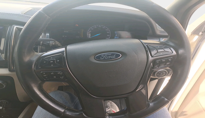 2021 Ford Endeavour TITANIUM PLUS 2.0 4X4 AT SUNROOF, Diesel, Automatic, 1,26,422 km, interior