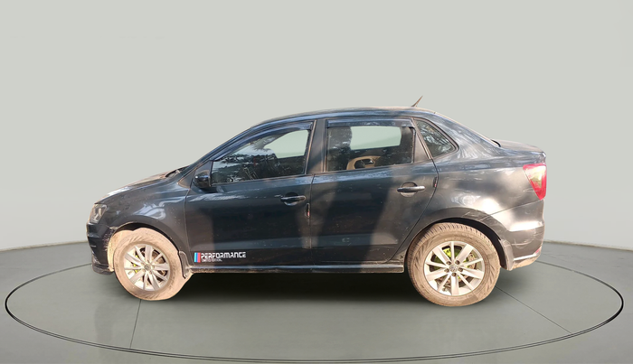 2017 Volkswagen Ameo HIGHLINE1.5L, Diesel, Manual, 1,02,000 km, exterior