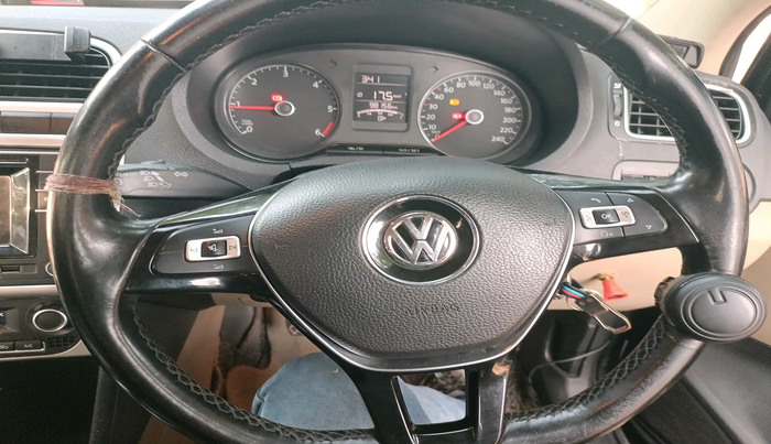 2017 Volkswagen Ameo HIGHLINE1.5L, Diesel, Manual, 1,02,000 km, interior