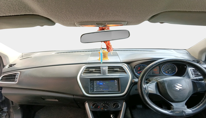 2016 Maruti S Cross SIGMA 1.3, Diesel, Manual, 1,74,887 km, interior