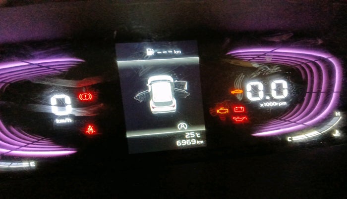 2024 KIA CARENS PREMIUM 1.4 PETROL 7 STR, Petrol, Manual, 6,969 km, interior