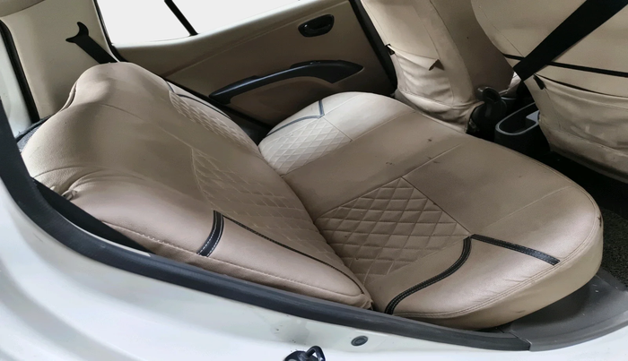 2015 Hyundai i10 MAGNA 1.1, Petrol, Manual, 70,491 km, interior