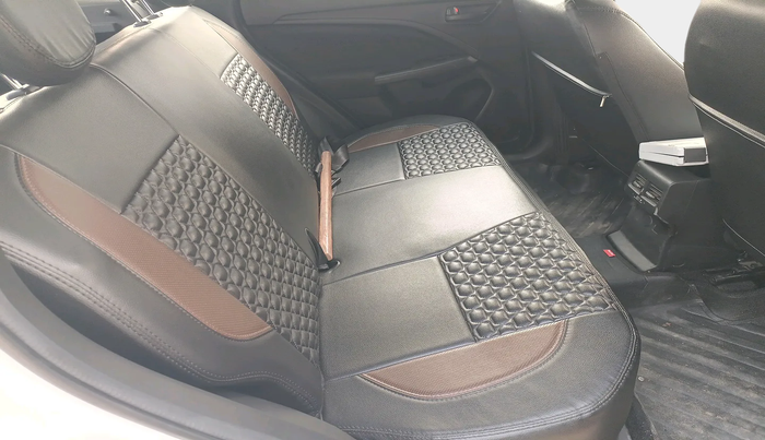 2023 Maruti BREZZA VXI SMART HYBRID, Petrol, Manual, 24,760 km, interior