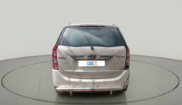 2016 Mahindra XUV500 W8, Diesel, Manual, 1,39,255 km, exterior
