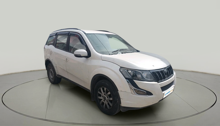 2016 Mahindra XUV500 W8, Diesel, Manual, 1,39,255 km, exterior
