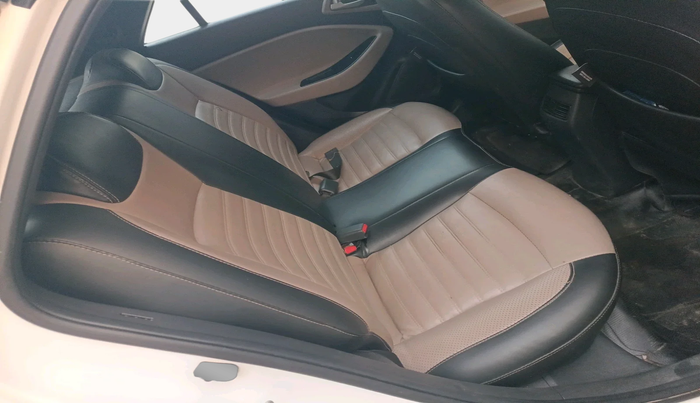 2020 Hyundai Elite i20 SPORTZ PLUS 1.2, Petrol, Manual, 83,815 km, interior