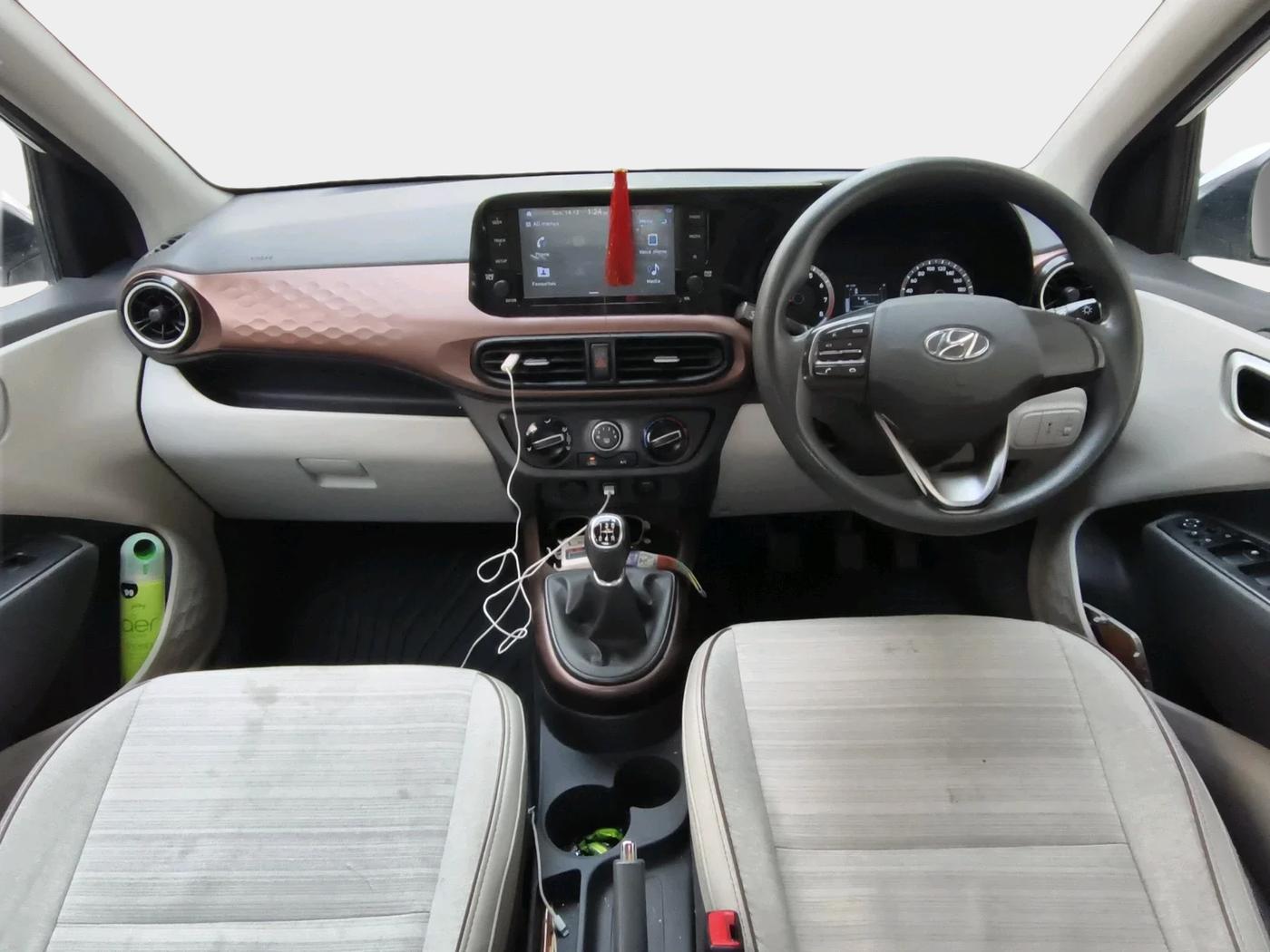 2022 Hyundai AURA SX 1.2 CNG, Petrol, Manual, 87,136 km, interior