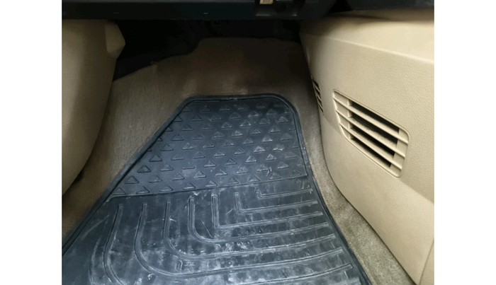 2012 Ford Figo TITANIUM 1.4 DIESEL, Diesel, Manual, 1,39,474 km, interior