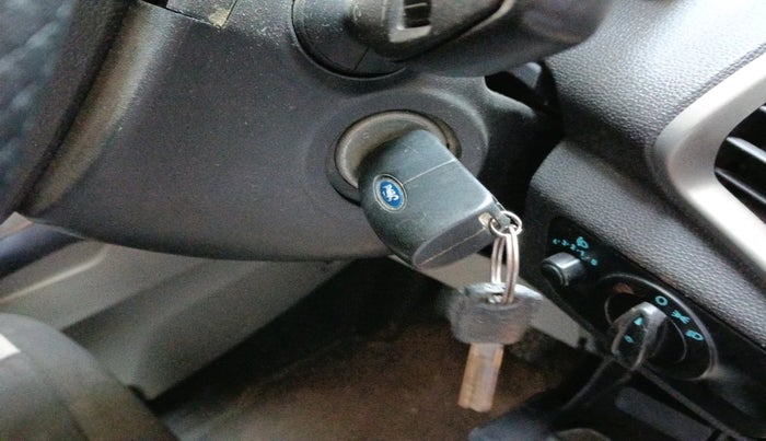 2015 Ford Ecosport AMBIENTE 1.5L PETROL, Petrol, Manual, 81,916 km, interior