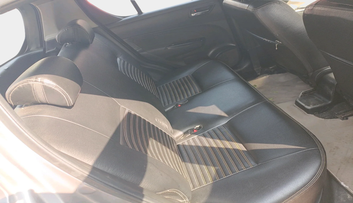2012 Maruti Swift VXI, Petrol, Manual, 1,24,651 km, interior