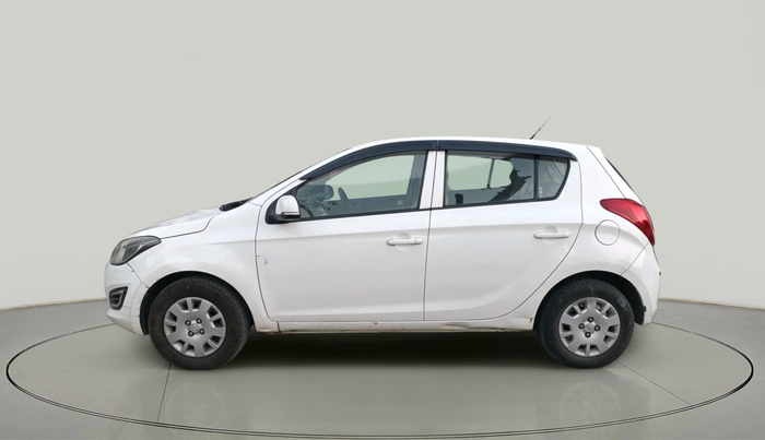 2013 Hyundai i20 MAGNA 1.2, Petrol, Manual, 96,748 km, exterior