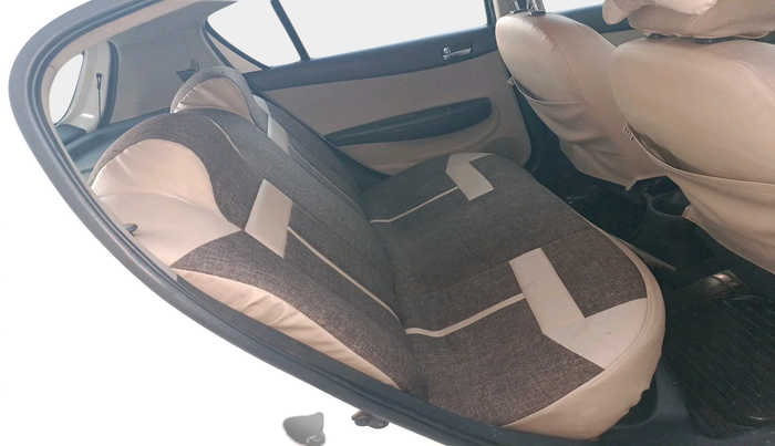 2013 Hyundai i20 MAGNA 1.2, Petrol, Manual, 96,748 km, interior