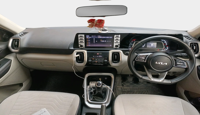 2022 KIA SONET HTX ANNIVERSARY EDITION 1.5, Diesel, Manual, 61,074 km, interior