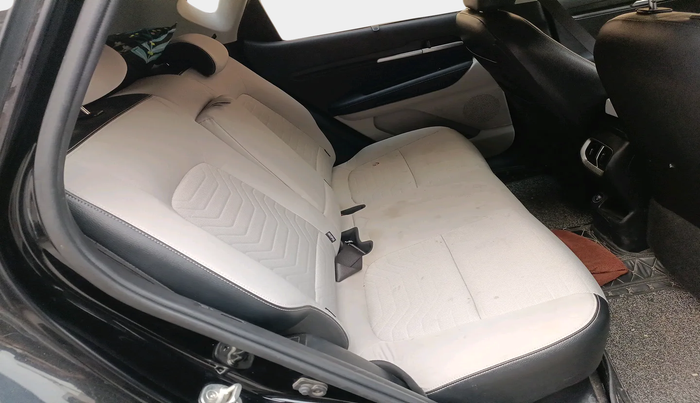 2022 KIA SONET HTX ANNIVERSARY EDITION 1.5, Diesel, Manual, 61,074 km, interior