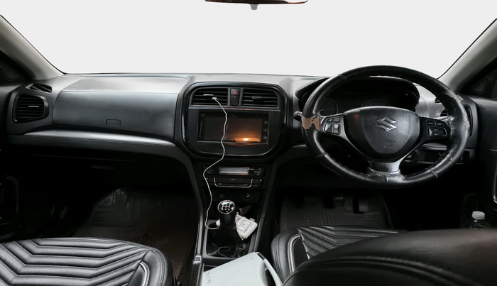 2018 Maruti Vitara Brezza ZDI PLUS DUAL TONE, Diesel, Manual, 88,546 km, interior