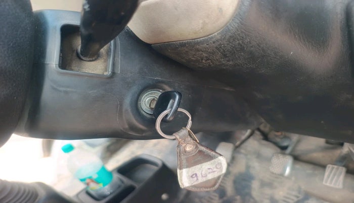 2021 Maruti Eeco 5 STR AC CNG, Petrol, Manual, 2,36,660 km, interior