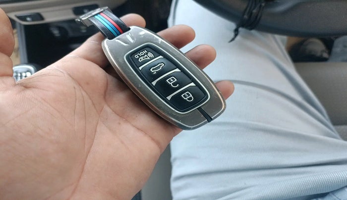 2020 Hyundai Verna SX (O) 1.5 CRDI, Diesel, Manual, 74,693 km, interior