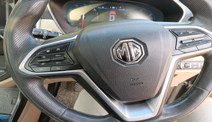 2022 MG HECTOR SHARP 2.0 DIESEL, Diesel, Manual, 1,16,194 km, interior