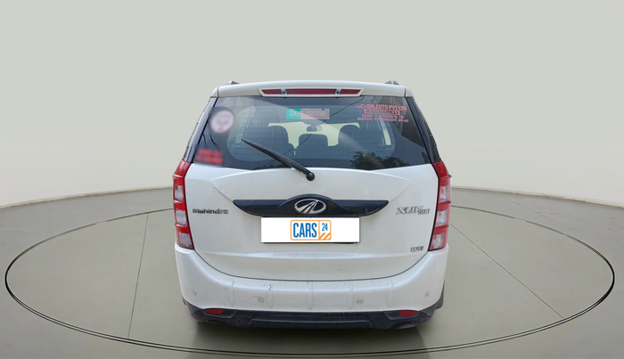 2017 Mahindra XUV500 W6, Diesel, Manual, 1,33,103 km, exterior