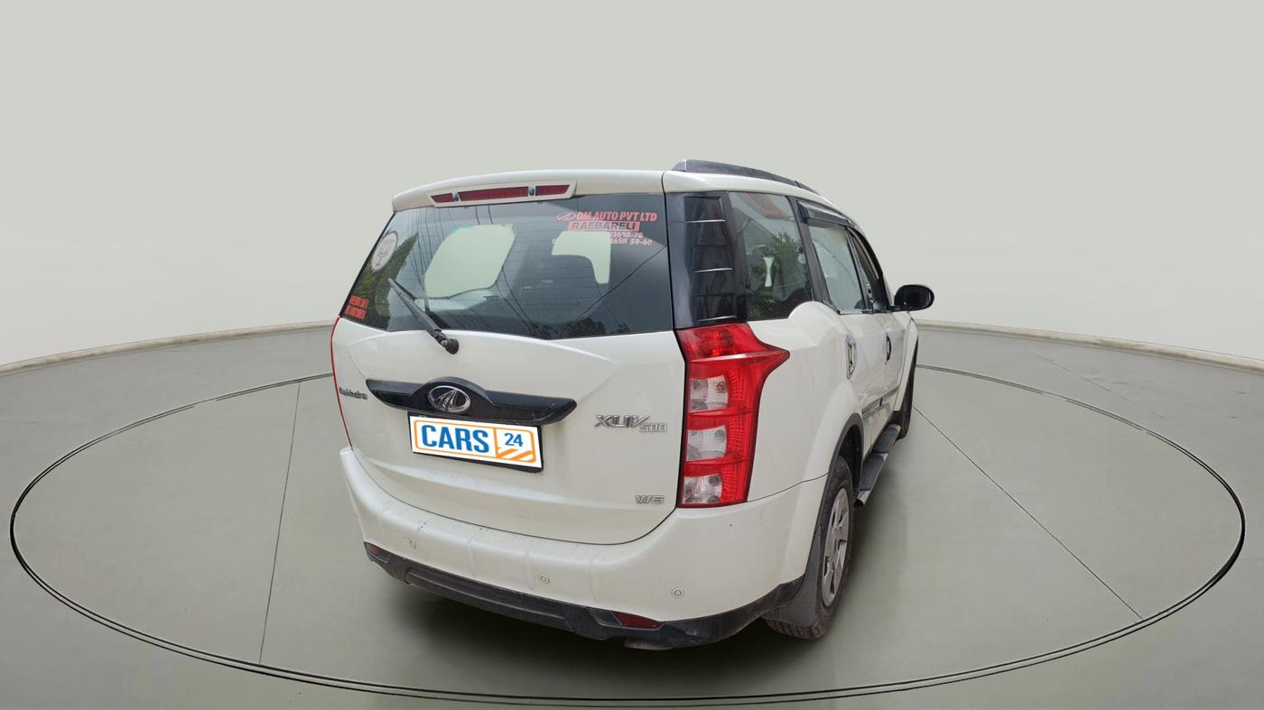 2017 Mahindra XUV500 W6, Diesel, Manual, 1,35,000 km, exterior