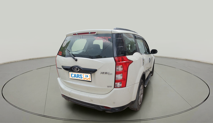 2017 Mahindra XUV500 W6, Diesel, Manual, 1,33,103 km, exterior