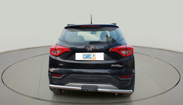 2022 Mahindra XUV300 W8 1.5 DIESEL, Diesel, Manual, 82,875 km, exterior