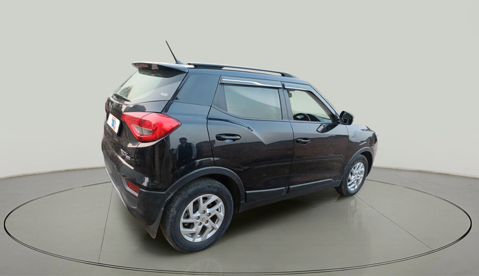 2022 Mahindra XUV300 W8 1.5 DIESEL, Diesel, Manual, 82,875 km, exterior