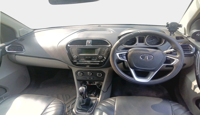 2017 Tata Tiago XZ PETROL, Petrol, Manual, 98,483 km, interior