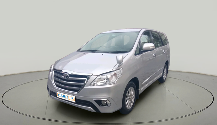 2014 Toyota Innova 2.5 VX 8 STR, Diesel, Manual, 1,49,111 km, exterior
