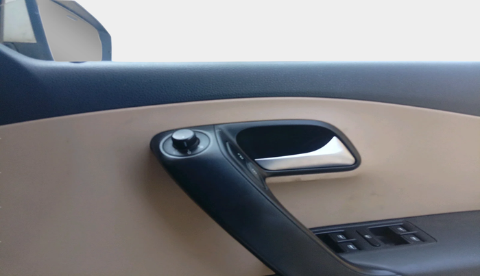 2016 Volkswagen Ameo HIGHLINE DSG 1.5 DIESEL , Diesel, Automatic, 1,11,556 km, interior