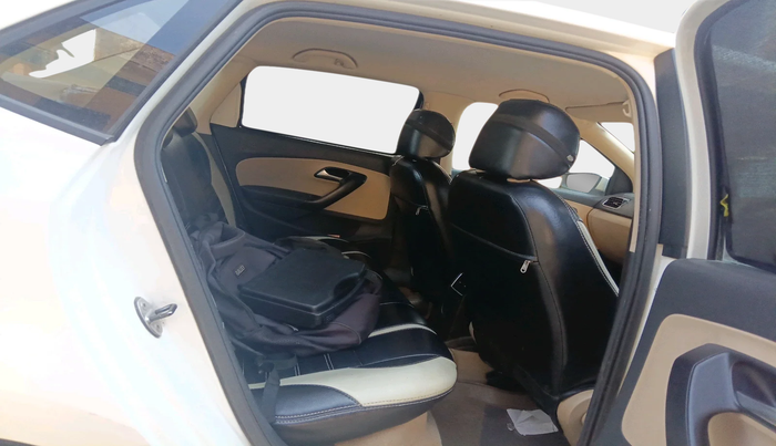 2016 Volkswagen Ameo HIGHLINE DSG 1.5 DIESEL , Diesel, Automatic, 1,11,556 km, interior