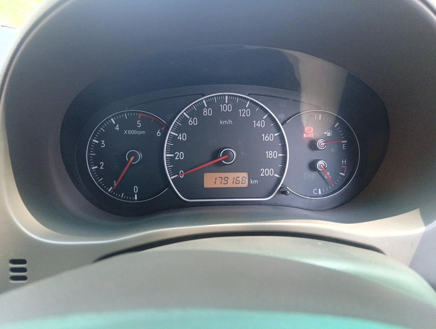 2011 Maruti SX4 ZDI, Diesel, Manual, 1,79,183 km, interior