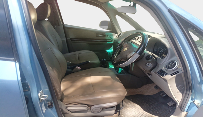 2011 Maruti SX4 ZDI, Diesel, Manual, 1,79,168 km, interior