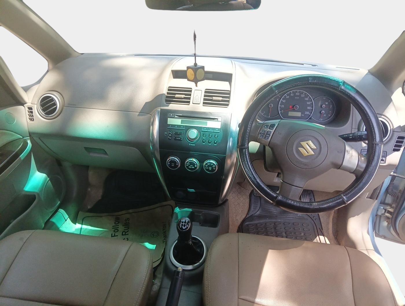 2011 Maruti SX4 ZDI, Diesel, Manual, 1,79,183 km, interior