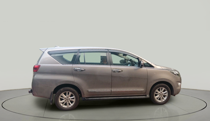 2017 Toyota Innova Crysta 2.4 VX 7 STR, Diesel, Manual, 1,02,298 km, exterior