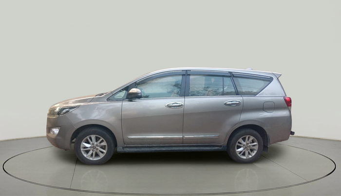 2017 Toyota Innova Crysta 2.4 VX 7 STR, Diesel, Manual, 1,02,298 km, exterior