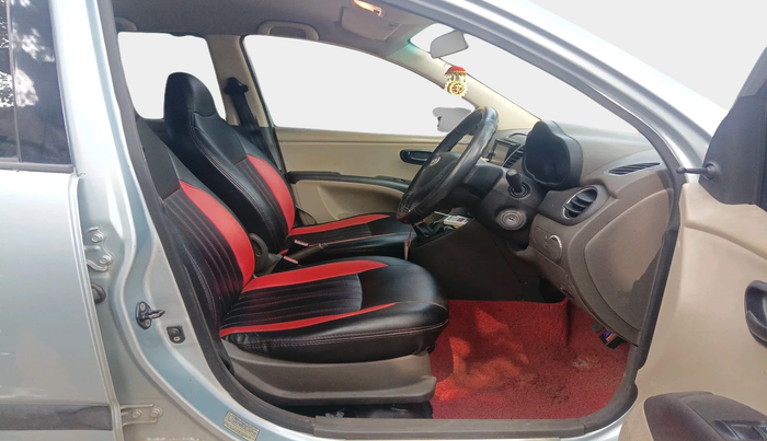 2011 Hyundai i10 ERA 1.1, Petrol, Manual, 1,28,742 km, interior