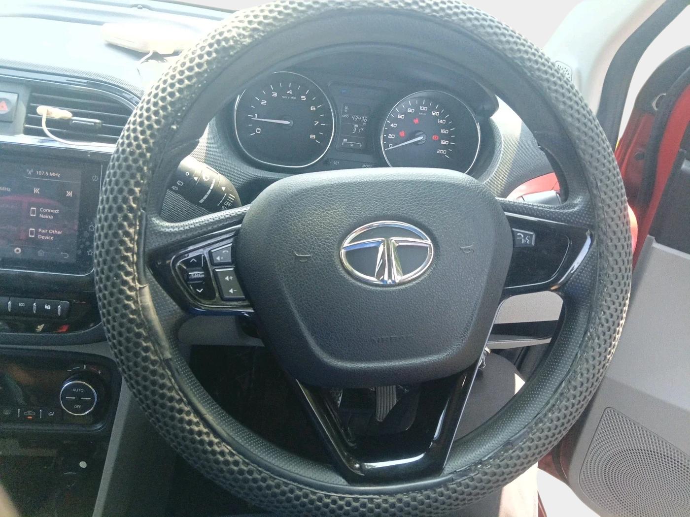 2019 Tata Tiago XZ PLUS PETROL, Petrol, Manual, 43,436 km, interior