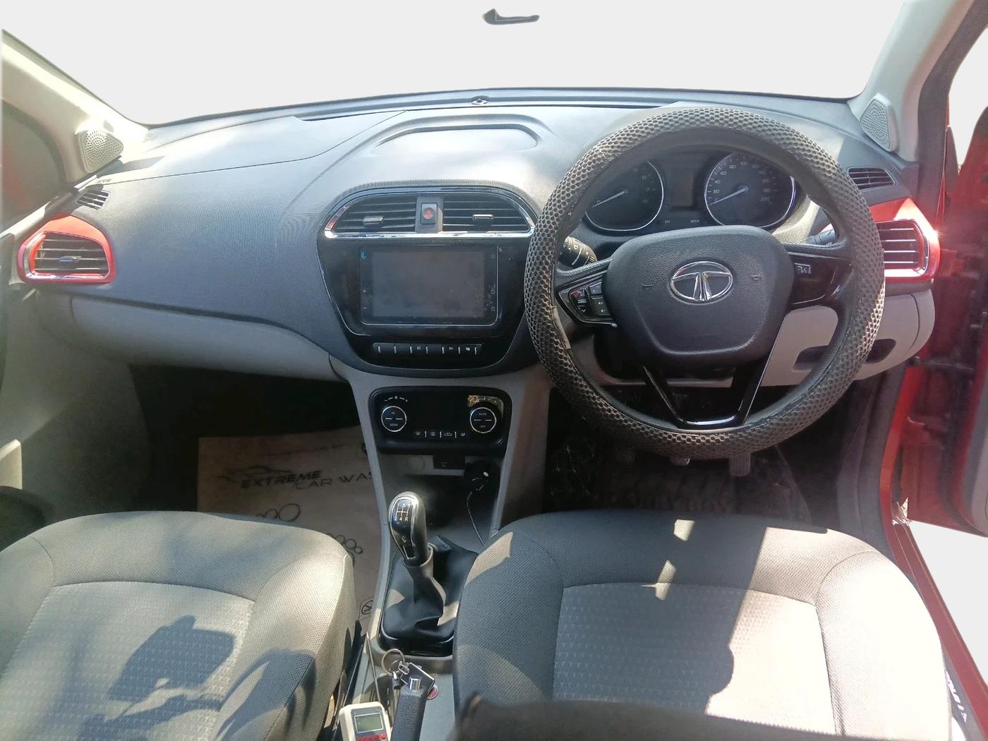 2019 Tata Tiago XZ PLUS PETROL, Petrol, Manual, 43,436 km, interior