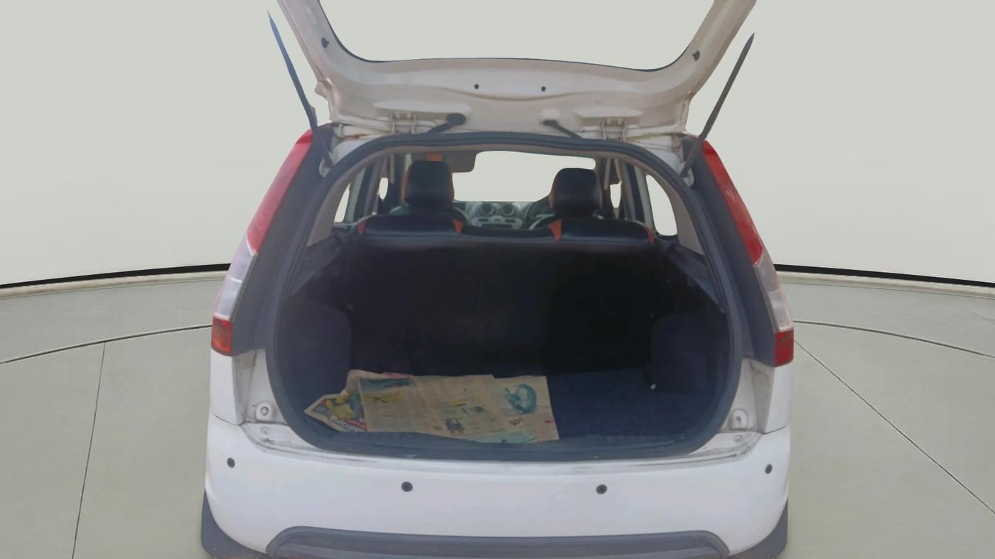 2012 Ford Figo LXI 1.4 DIESEL, Diesel, Manual, 1,59,004 km, exterior